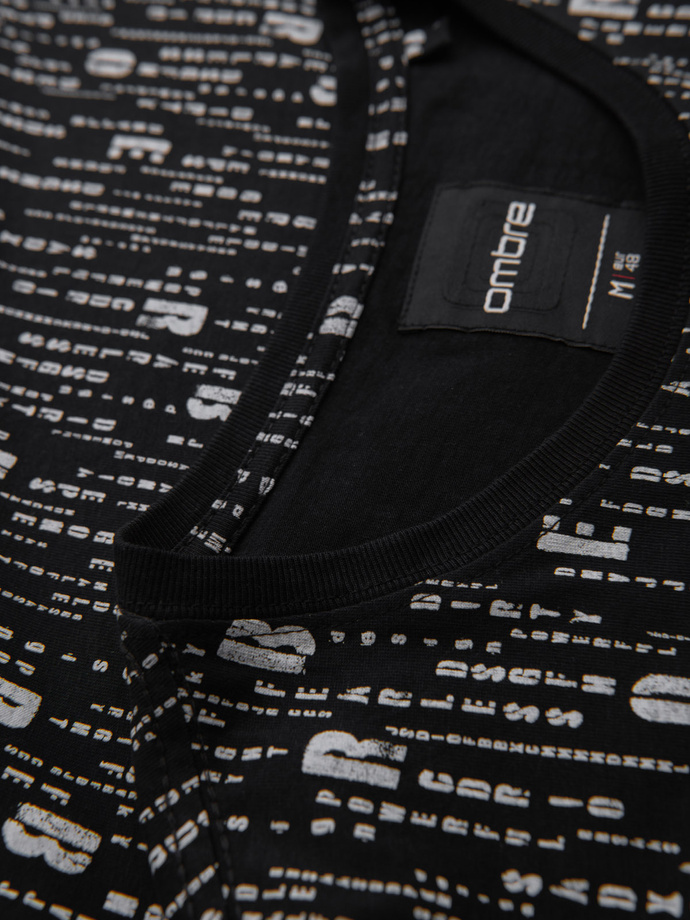 Bawełniana koszulka z nadrukiem i okrągłym dekoltem – czarna V2 OM-TSFP-0225