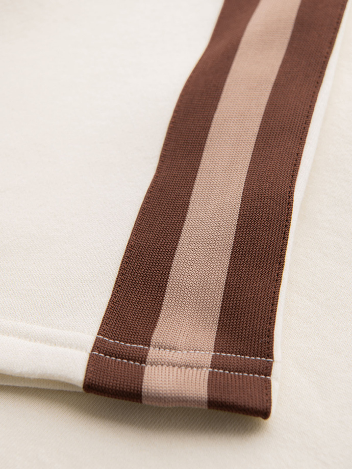 Dresowe męskie szorty z lampasami i ściągaczem w pasie – kremowe V3 OM-SRSK-0156