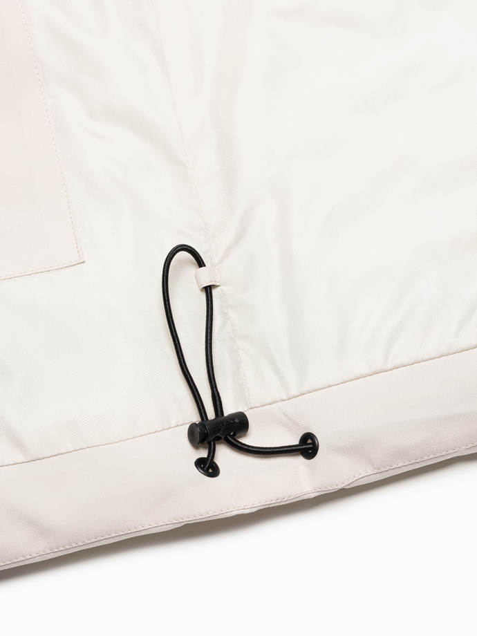 Zimowa kurtka męska z odpinanym kapturem i kieszeniami cargo - kremowa V2 OM-JAHP-0152