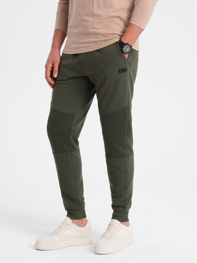Męskie spodnie dresowe ze wstawkami z tkaniny ottoman - ciemnooliwkowe V3 OM-PASK-0127