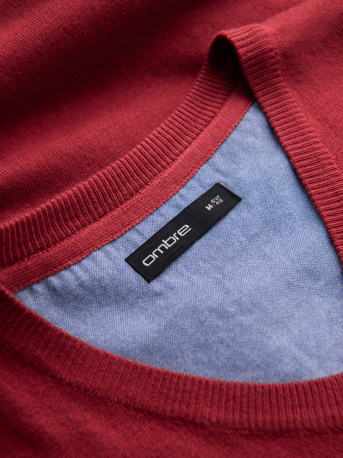 Men's elegant V-neck BASIC sweater with viscose - red V20 OM-SWBS-0107