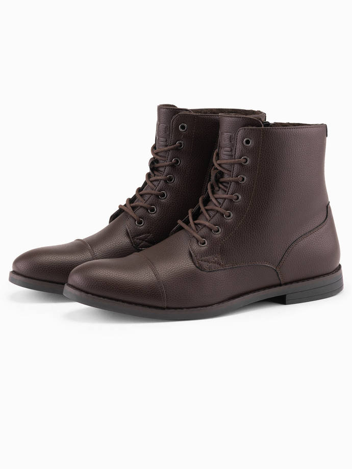 Buty męskie z ekoskóry z ocieplaną wysoką cholewką – ciemnobrązowe V2 OM-FOBO-0172 (BROWN)