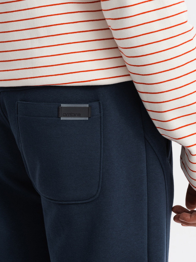 Bawełniane męskie spodnie dresowe joggery BASIC – granatowe V1 OM-PABS-0174