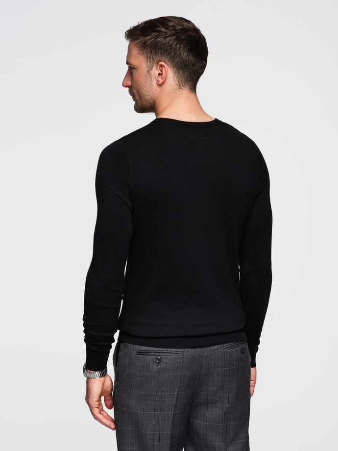 Męski klasyczny sweter z wiskozą BASIC z okrągłym dekoltem – czarny V2 OM-SWBS-0106