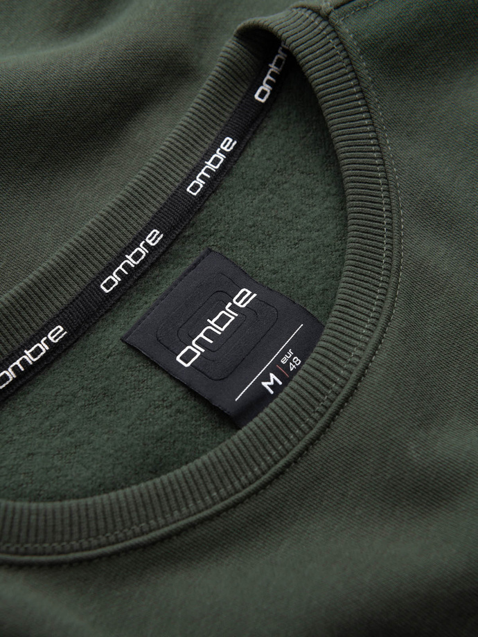 Nierozpinana dresowa bluza męska z metalowym pinem – ciemnozielona V4 OM-SSNZ-0136